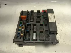 Блок запобіжників Opel Vectra C / Комплектний 13125488 00135172 519032106