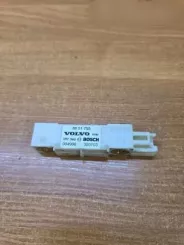 Датчик удару подушки безпеки Volvo XC90 8651755 004996