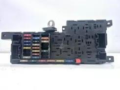 Блок запобіжників Volvo XC70 / Комплектний 9452993 0062914558 518322110