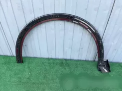 Накладка на переднє крило Audi e-tron 4KE853026E 001529241