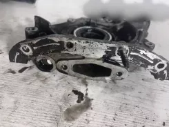 Масляний насос Volvo V60 9686038880