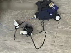 Двигун обігрівача Mazda 2 0638009090 AE0638002242