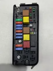 Блок запобіжників Opel Vectra C / Комплектний 13144708 00089768 519065015