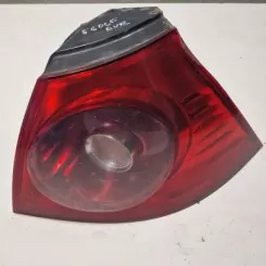 Задній ліхтар Volkswagen Golf V 1K6945096E 00610150 028490202B