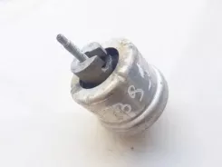 Кронштейн / кріплення двигуна Opel Vectra B 206570 100e31
