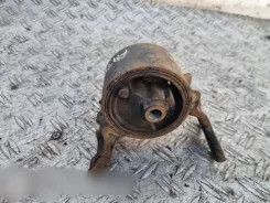 Кронштейн / кріплення двигуна Jeep Patriot 05105575AA