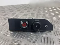 Розетка 12V передня Peugeot Expert 98160575ZD 00264935 2112