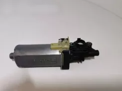 Двигун регулювання сидіння Saab 9-5 0390201915