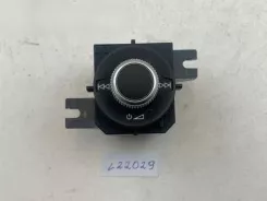 Audi Q2 - Кнопки / Перемикач регулювання гучності 81B919616A 02S0108 11600010614
