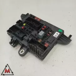 Блок запобіжників Opel Insignia A / Комплектний 544949969 104206-35510