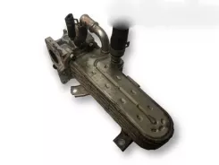 Охолоджувач вихлопних газів EGR для Audi A3 S3 8P 038131513AD 038131063E