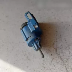 Датчик положення педалі зчеплення Volkswagen Golf V 1J0927189F 07701 19322013