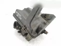 Корпус повітряного фільтра Chrysler Voyager 04861388AB