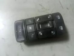 Кнопки вікон Opel Vectra C 13224059 05306T