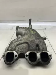 Впускний колектор Volkswagen Polo IV 9N3 045039713F