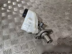Головний гальмівний циліндр Volvo S60 03350885561 03350335571