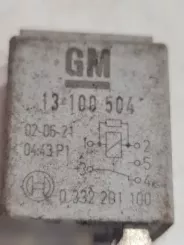 Інші реле Saab 9-3 версії 1 0332201100 0443P1 13100504