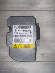Блок керування подушками безпеки BMW X3 E83 31341435801Z 04B051AC0972J