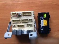 Блок запобіжників Hyundai Sonata / Комплектний 954003D200 1061075 02403M