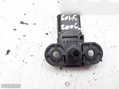Датчик тиску повітря Volkswagen Golf V 03C906051 10063DB8 0261230095