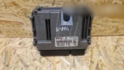 Контролер / модуль ЕБУ Toyota Avensis T270 8966105F50 1039S88639 0281031706