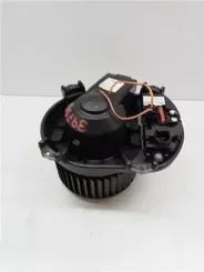 Mercedes-Benz A W176 Вентилятор / повітродувка a2469061601 011500131