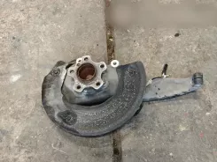 BMW 5 G30 G31 Маточина переднього колеса 688438201 100299003 6884382