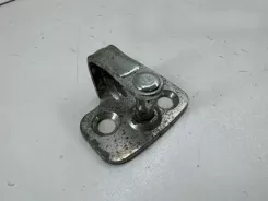 Болт замка передніх дверей Tesla Model S 16896766 053116