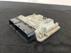 Контролер / модуль ЕБУ Volkswagen PASSAT B7 03L907309AE 03L907309AF 0281017946