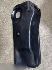 BMW 5 E39 Верхня кришка двигуна 137122474430 1609007 0928400361