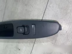 Кнопки вікон Volvo S40, V40 30638702 03W345