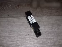 Датчик удару подушки безпеки Volvo S80 001195 8622365 090800