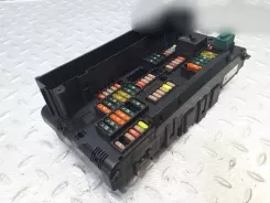 Рама / Модуль запобіжників BMW 5 F10 F11 9234421 01379376 923442101