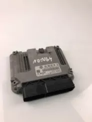 Комп'ютер двигуна / ЕБУ Volkswagen Touran I 03C906027BN 0261S06112
