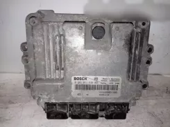 Контролер / модуль ЕБУ Opel Vivaro 8200512196 1039S09345 0281011530