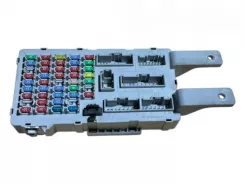 Корпус/модуль запобіжників Hyundai Santa Fe 919502B400 1007228004
