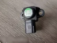 Датчик тиску повітря Mercedes-Benz ML W164 A0051535028 073853