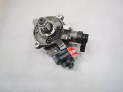 Volkswagen Golf VII Насос високого тиску 04L130755D 10230715 0445010537