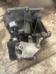Ford Fiesta 5-ступінчаста механічна коробка передач AA6R7002BBB 051110001723
