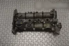 Volkswagen Polo V 6R Кришка клапанів 04E082AD 04E082AT