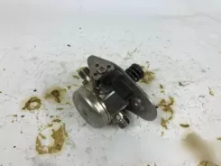 BMW 3 F30 F35 F31 Паливний насос високого тиску 7642466 0631573