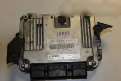Комп'ютер/блок керування двигуном Ford Focus та комплект ключів 9M5112A650BF 1039S34642 0281015607