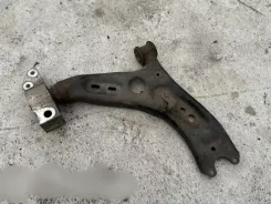 Volkswagen Scirocco Передній нижній важіль керування 1K0199232J 082005460 E20031611
