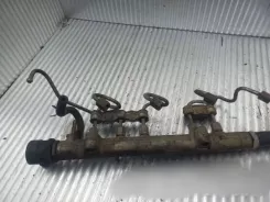 Впорскувальна рейка Toyota Yaris 2381033010 1077803141 0445214032
