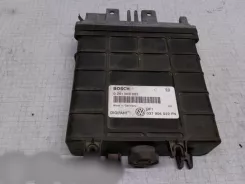 Контролер / модуль ЕБУ Volkswagen PASSAT B3 0261203202 037906022FN