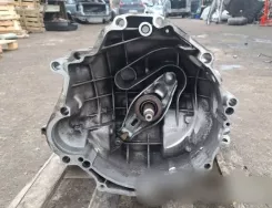 Audi A6 S6 C5 4B Механічна 5-ступінчаста коробка передач 301103 8150070803 01E301211
