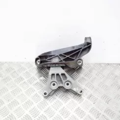 Кронштейн двигуна Opel Grandland X 008956ALU