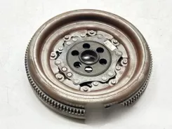 Маховик Skoda Octavia Mk3 (5E) 03L105266DF 0024103 031115