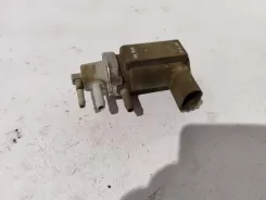 Audi A6 S6 C5 4B Вакуумний клапан / Турбінний електромагнітний клапан 059906627C 03T085 72290321