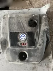 Верхня кришка двигуна Volkswagen Bora 038103925 054529ABCD 013209